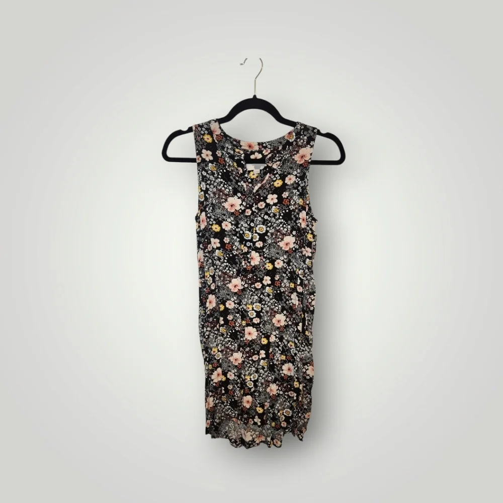 Ann Taylor Loft Size Petite XS  Woman's Black Floral Casual Shift Dress